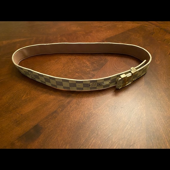 Authentic Louis Vuitton checkered belt - Picture 2 of 2
